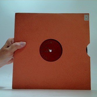 Praho má zářicí, Přijď, panenko, před kasárna EP