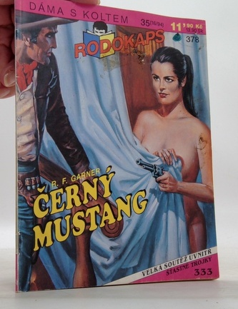 Černý mustang