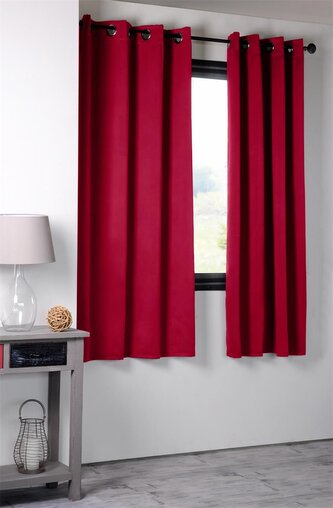 Zatemňovací krátký závěs s kroužky FLAVIA- BLACKOUT 135x180 cm červená (cena za 1 kus) Mybesthome