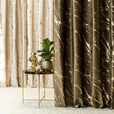 Dekorační vzorovaný závěs s kroužky MARMA 002 hnědá/zlatá 140x250 cm (cena za 1 kus) MyBestHome