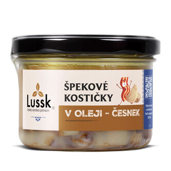 Špekové kostičky v oleji česnek