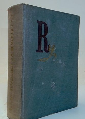 Revoluce za revolucí