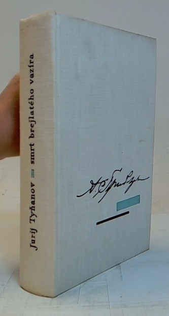 smrt brejlatého vazíra