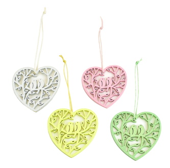 Perforovaná srdíčka na zavěšení 4 ks