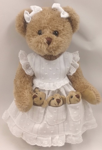 Plyšový medvěd se třemi medvíďaty