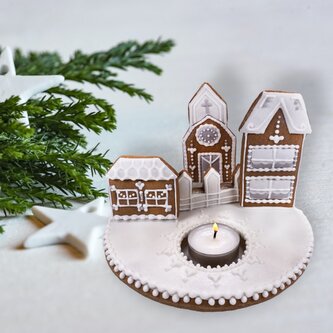 Sada na adventní městečko s otvorem pro svíčku vykrajovátka/formičky