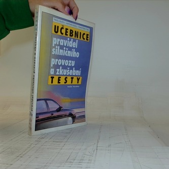 Učebnice pravidel silnicního provozu a zkušební testy