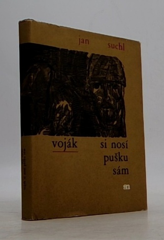 Voják si nosí pušku sám