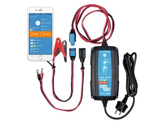 Chytrá nabíječka baterií BlueSmart 24V/8A IP65+DC konektor