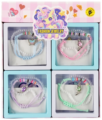 Náramek s přívěskem