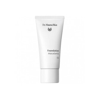 Vyživující make-up s minerálními pigmenty (Foundation) Aveda / Odstín: 03 Chestnut - 30 ml Vyživující make-up s minerálními pigmenty (Foundation) Aveda / Odstín: 03 Chestnut - 30 ml