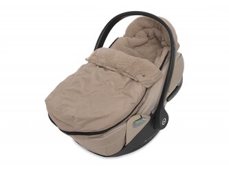 Fusak do autosedačky Embossed Milky Coffee Fusak do autosedačky Embossed Milky Coffee