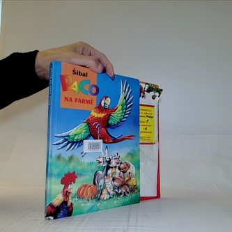 Šibal Paco na farmě