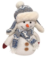 Sněhulák v šedomodré šále na postavení 26 cm