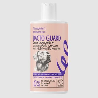 BACTO GUARD šampon a kondicionér 2v1 proti podráždění, svědění a vnějším parazitům s antibakteriální přísadou 300ml Soaphoria