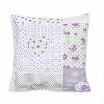 Povláček krepový - fialové srdce - 40x40cm