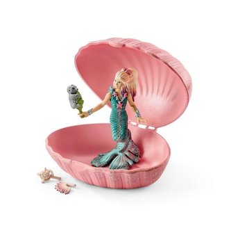 Syrena z małą foką w muszli