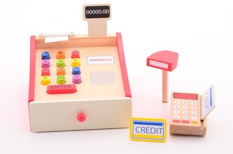 Dřevěná pokladna s terminálem