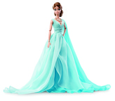 Barbie ve společenských šatech