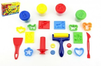 Tvořivá hmota/modelína 4ks + vykrajovátka sada 22ks v krabici 29x19x6cm