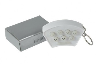 Přívěšek na klíče Chyť mě mini hra na baterie se zvukem se světlem v krabičce 8x5,5x2,5cm