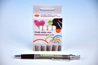 Křídy bílé na tabuli 12ks v krabičce 6x8cm 24ks v boxu