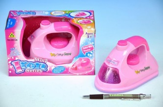Žehlička plast 14cm na baterie se zvukem v krabici