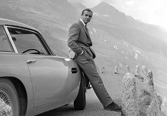 Plakát James Bond: Connery & Aston Martin (61 x 91,5 cm)