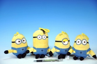 Přívěšek Minions Mimoňové plyš 13cm asst 4 druhy od 10 měsíců