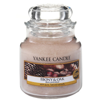 Svíčka ve skleněné dóze Yankee Candle Eben a dub, 104 g