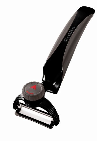 KYOCERA keramická otočná škrabka s černou ergonomickou plastovou rukojetí/ délka ostří 4 cm