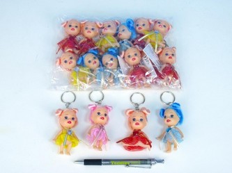 Přívěšek panenka 7cm; 4 barvy - 1 kus