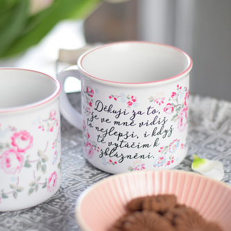 HOUSEDECOR Keramický hrníček s lemem- \"I když tě vytáčím k zbláznění...\"