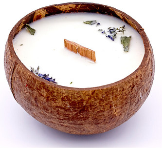 Tropikalia Svíčka v kokosu - vůně Melissa (Meduňka)