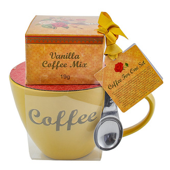 Dárková sada, Vanilková káva 19 g, žlutý keramický hrnek s nápisem 300 ml, lžička Dárková sada, Vanilková káva 19 g, žlutý keramický hrnek s nápisem 300 ml, lžička