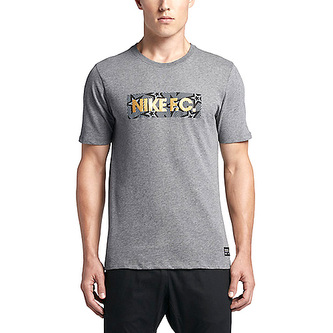 NIKE FC STARS BLOCK TEE, 10 | NIKE SPORTSWEAR | MENS | SHORT SLEEVE T-SHIRT | CARBON HEATHER/CARBON HEATHER | 2XL