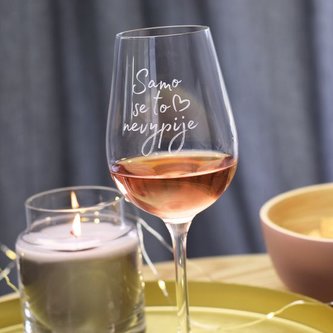 Sklenice na víno 'Samo se to nevypije' 340 ml