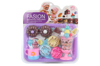 Sada dortíků s pohárem