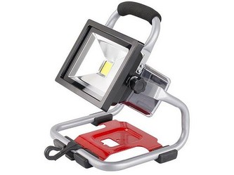 reflektor LED AKU FESTA 1800lm/6000k SHARE20V (bez baterie a nabíječky) reflektor LED AKU FESTA 1800lm/6000k SHARE20V (bez baterie a nabíječky)