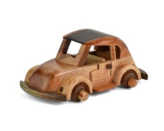 Dřevěné autíčko veterán Brouk