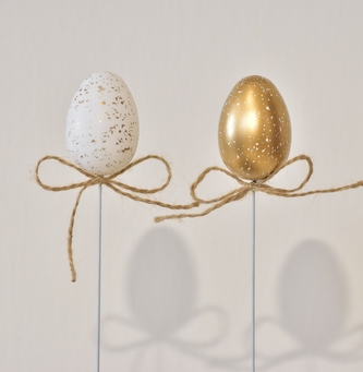 Plastová vajíčka na špejli, s/12, 4 cm