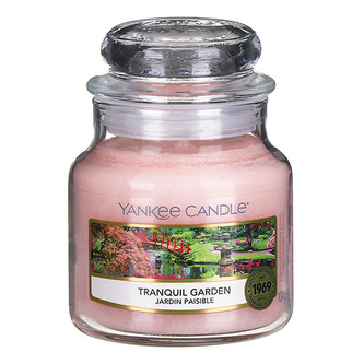 YANKEE CANDLE Tranquil Garden svíčka 104g