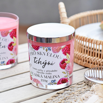 Dárková svíčka pro tchýni - sladká malina