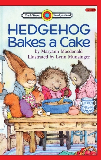 Hedgehog Bakes a Cake