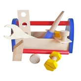 Dřevěné nářadí v boxu