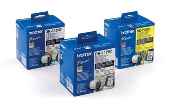 Páska pro QL štítkovač, papírová, 62 mm x 100 m, BROTHER