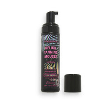 Revolution Samoopalovací pěna Light/Medium Beauty (Deluxe Tanning Mousse) 200 ml woman