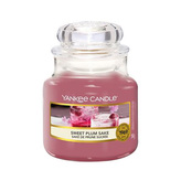 Svíčka ve skleněné dóze Yankee Candle, Sladké švestkové saké, 104 g