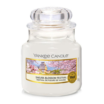 Svíčka ve skleněné dóze Yankee Candle, Festival sakury, 104 g