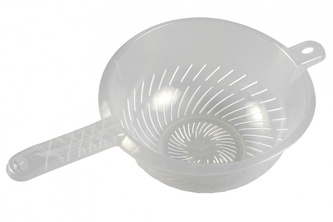 CEDNÍK S RUKOJETÍ 24 CM-TRANSPARENT